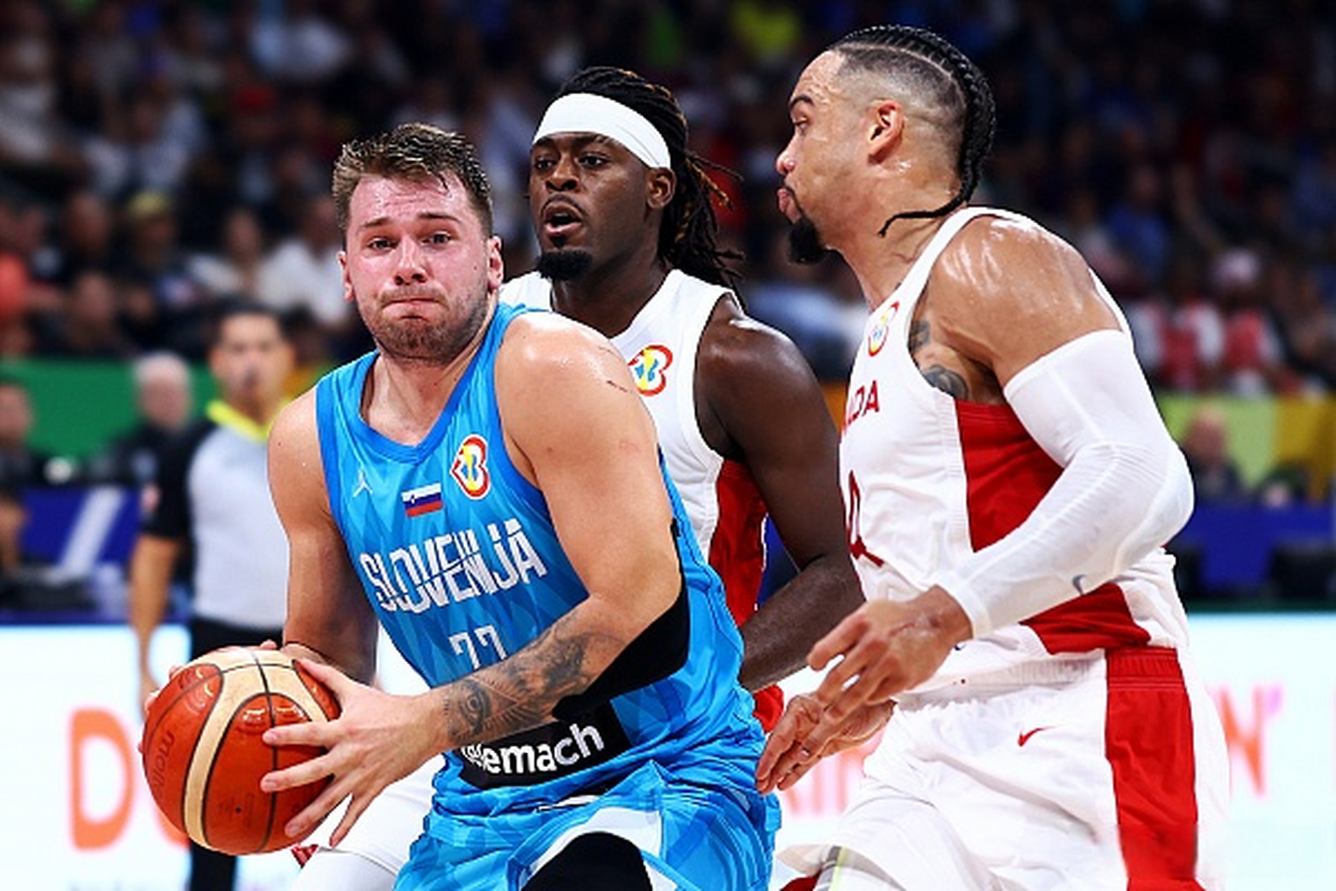 开云网页版注册登录反败为胜引发热议！，东契奇在加拿大队比赛中重要助攻全场沸腾不已的简单介绍